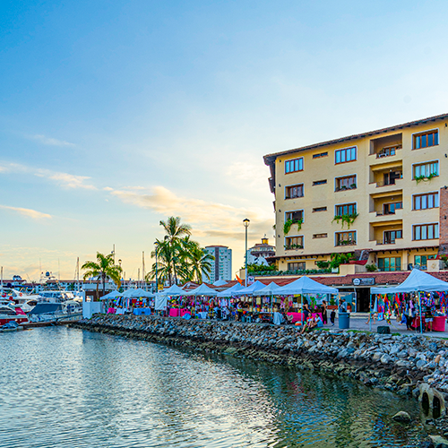 ¡Llegó la temporada de mercados de productores locales a Puerto Vallarta!