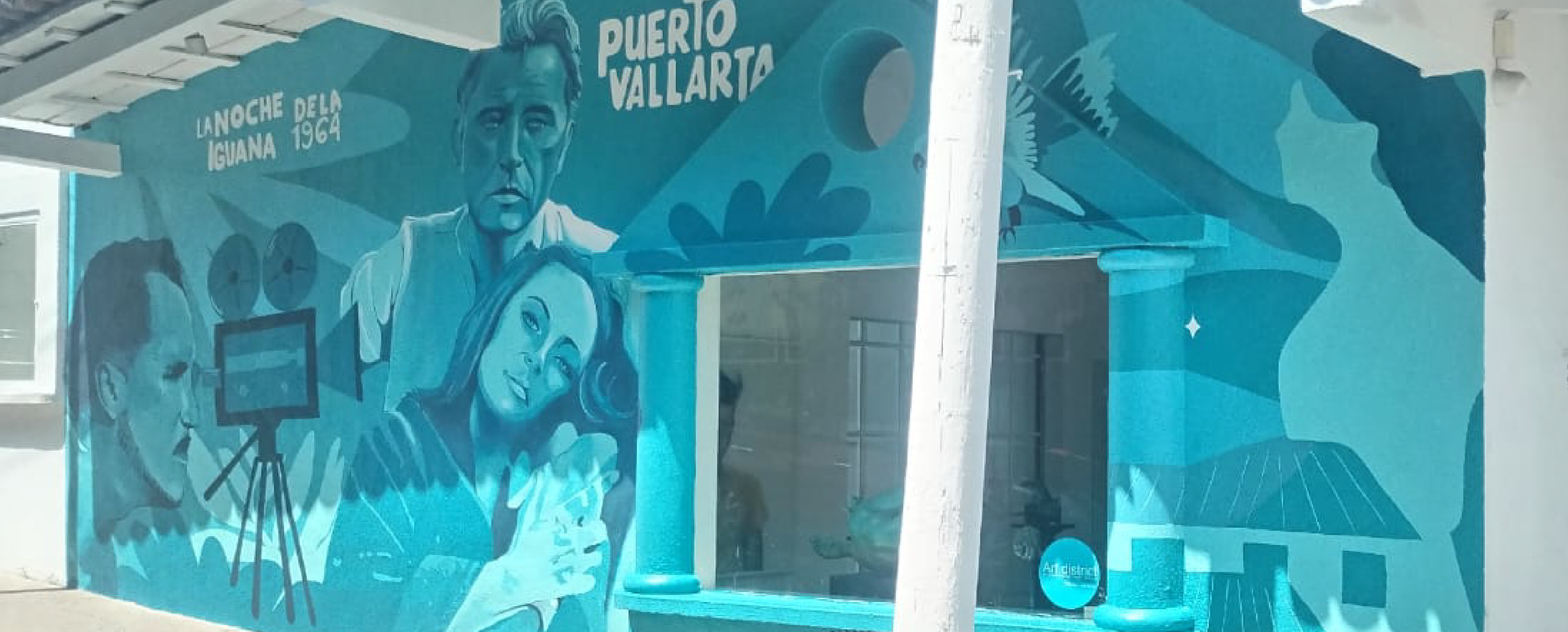Nuevos murales en Puerto Vallarta: Cine, memoria y ¡perritos!