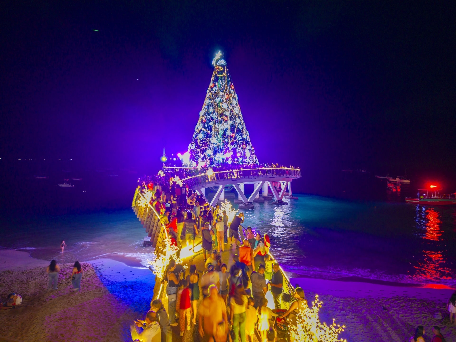 Navidad en Puerto Vallarta: playa, tradición y magia bajo las estrellas