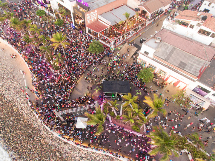 Una gran fiesta en el Malecón de Puerto Vallarta