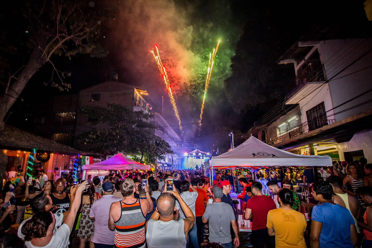 Puerto Vallarta se viste de colores con el Vallarta Pride