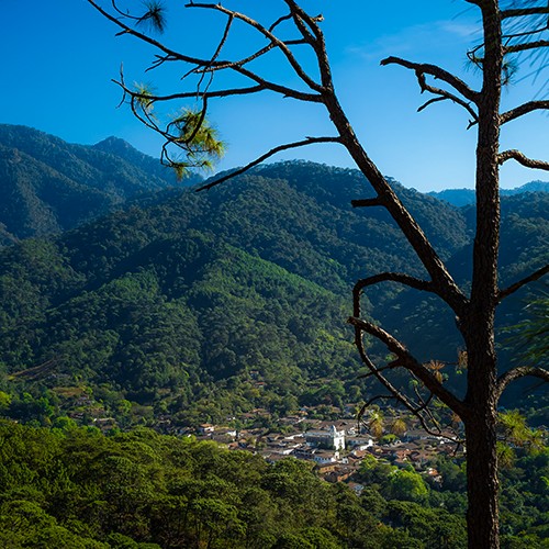 ¿Viaje largo? Recorre los Pueblos Mágicos cerca de Puerto Vallarta
