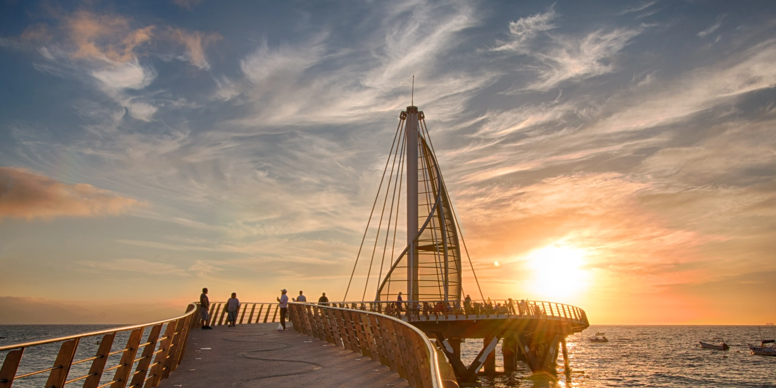 Muelle de la Playa de los Muertos