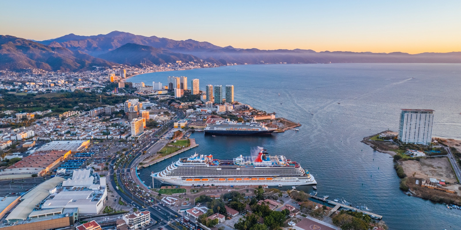 Cruceros en Puerto Vallarta